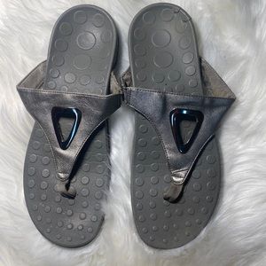 Orthaheel / Vionic sandals